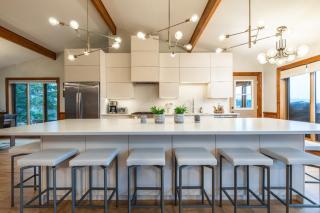 Alpine View Lodge - Cozy Private Chalet in Mont-Tremblant - 1