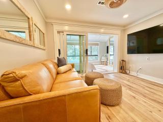 Bay Front Near Gulf - Elegant & Private Stay - 0