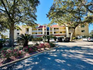 Bay Front Near Gulf - Elegant & Private Stay - 1