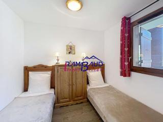 2 pièces pour 4 personnes avec Piscine, au pied des pistes à Valloire - FR-1-854-25 - 2