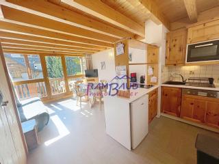 Duplex 3 pièces, 6 couchages, proche centre et remontées - FR-1-854-51 - 0