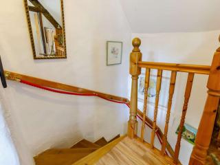 2 bed property in Lechlade 40192 - 1