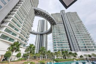 Elegant Skyline Suite Datum Jelatek near KLCC - 0