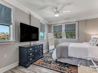 Beachside Villa Collection - 8 Bedroom - 2