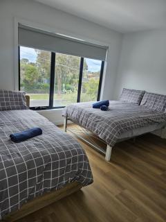 Maruve Guesthouse Plus- Modern Stay near Melb Airport 12 min - 3