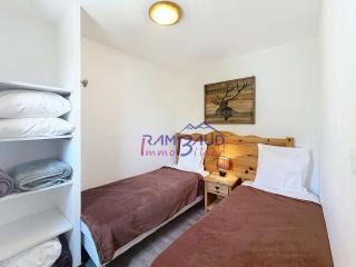 Appartement 3 pièces - 6 pers - Piscine - Pied de piste - FR-1-854-56 - 2