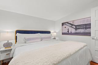 Pink Pearl by the Sea 5 Bedroom - 5