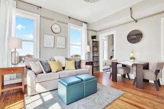 Downtown at the Derenne - 1