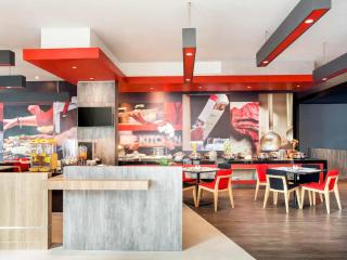 Ibis Makassar City Center - 4