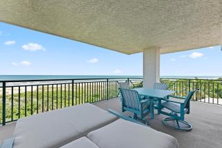 Flores Ocean Suites 402 - 3