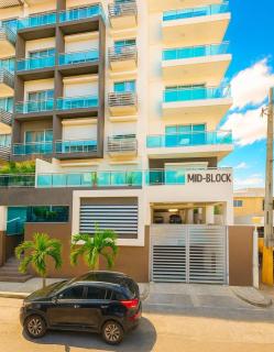 City Center, 2-BR Suite close to Shops, Restaurants, Bars and More - 9