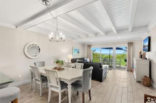 1045 Wave Crest Avenue - 5