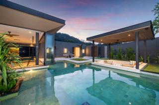 Cocoon Villa 5 - Luxurious 3BR Pool Retreat near Naithon Beach - 8