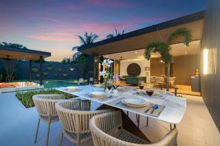 Cocoon Villa 5 - Luxurious 3BR Pool Retreat near Naithon Beach - 3