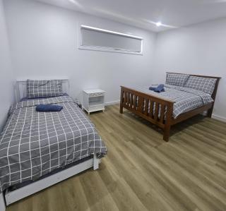 Maruve Guesthouse Plus- Modern Stay near Melb Airport 12 min - 8