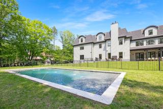 The Polished Pearl Estate — Luxe Retreat/Pool/Spa - 6