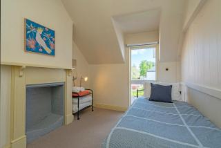 Cosy Glebe Cottage - Stroll to Central Hobart - 3