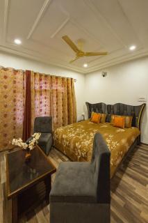 The Shesh Bagh Boutique - Garden Stay Near Dal Lake & Mughal Garden - 3