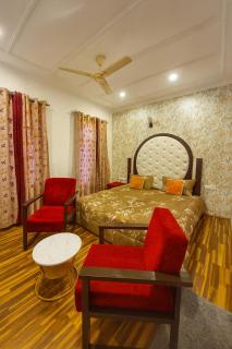 The Shesh Bagh Boutique - Garden Stay Near Dal Lake & Mughal Garden - 8