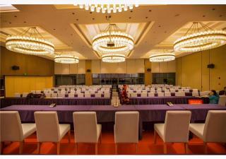 Echeng Hotel Laibing Jinxiu Shuidian Tower - 3