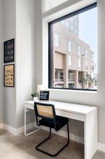 TWO Spacious CozySuites OTR Downtown #23 - 2