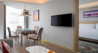 Vienna Hotel Guangzhou Huadu Financial Center Sunac Amusement Park - 9