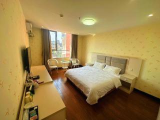 Borrman Hotel Lipu Central Plaza - 3