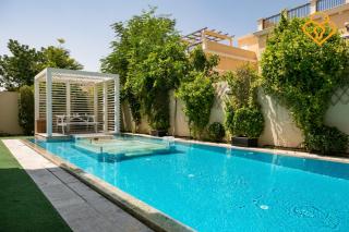 keysplease 4 BR Villa private pool, Jumeirah Park - 7