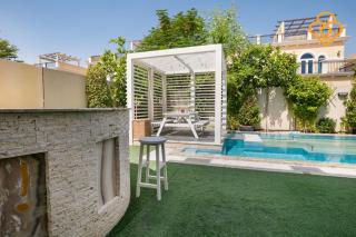 keysplease 4 BR Villa private pool, Jumeirah Park - 3