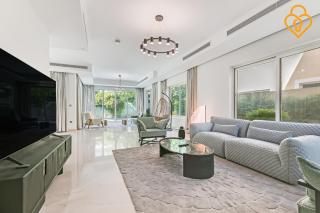 keysplease 4 BR Villa private pool, Jumeirah Park - 6