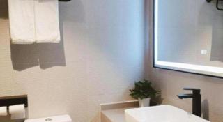 GreenTree Inn Express Hangzhou Xixi Wetland - 1