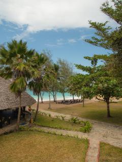 Bahari Dhow Beach Villas - Diani Beach - 7