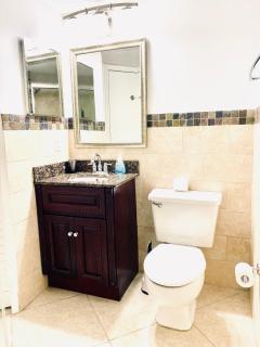 OCEAN VIEW 1BR 2BA BEACH CONDO Parking - 1