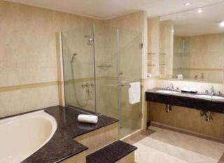 Grage Hotel Cirebon - 7