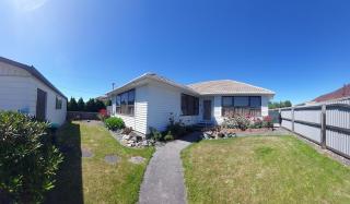 Checketts Bungalow in Halswell - 5