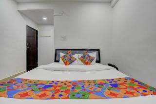 FabHotel Spark Inn - 8