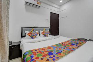 FabHotel Spark Inn - 6