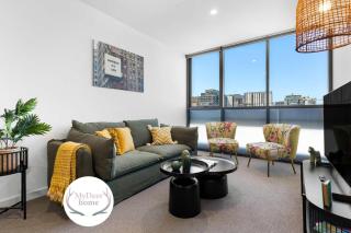Pure Luxury Modern CBD 1BR Apt ChinaTown Carpark - Adelaida - 0