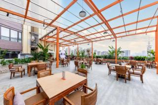 Chengdu Panda Base Zoo Shangli Hotel - 1