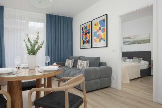 Stylish Apartment in Browary Warszawskie with Air Conditioning & Parking by Noclegi Renters - 6