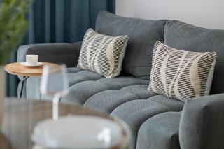 Comfortable Apartment with Air Conditioning and a Parking Space by Noclegi Renters - 4