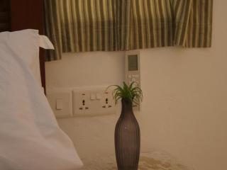 Ocean Views, Steps to the Shore - 7