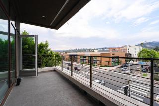 Glam by the Hollywood Sign 2 Bed Apt WITH FREE EV PARKING, Pool, Gym - 5