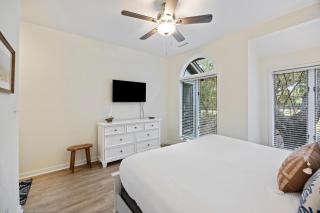 PS4552: 4552 Parkside Villa - 4