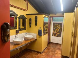 Global Village Travellers Lodge - 7