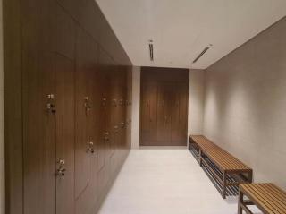 Only female ladies only Private room shared bathroom of a residential tower vs pool view & downtown view & pv rooftop parking minimum staying of 5 nights - 3