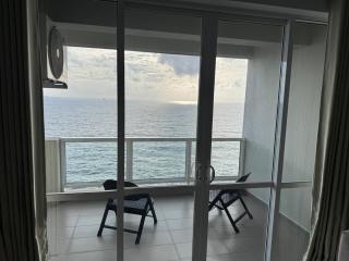 Seaside Escape Ocean Views Uswetakeiyawa - 6