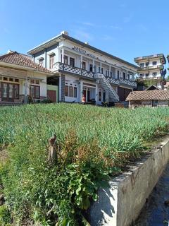Manggala Homestay Bromo - 0