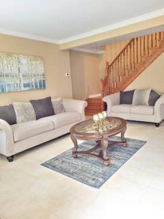 Scenic Burnt River Cottage with River Views and Outdoor Gazebo, Near Fenelon Falls and Bobcaygeon, Ontario - 4