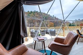 Romantic Geodesic Dome with Hot Tub, Perfect for Stargazing in Pipestem, West Virginia - 9